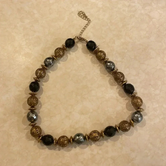 Necklace, Bronze beads, Silver beads and black beads, with bronze spacers - Picture 3 of 4